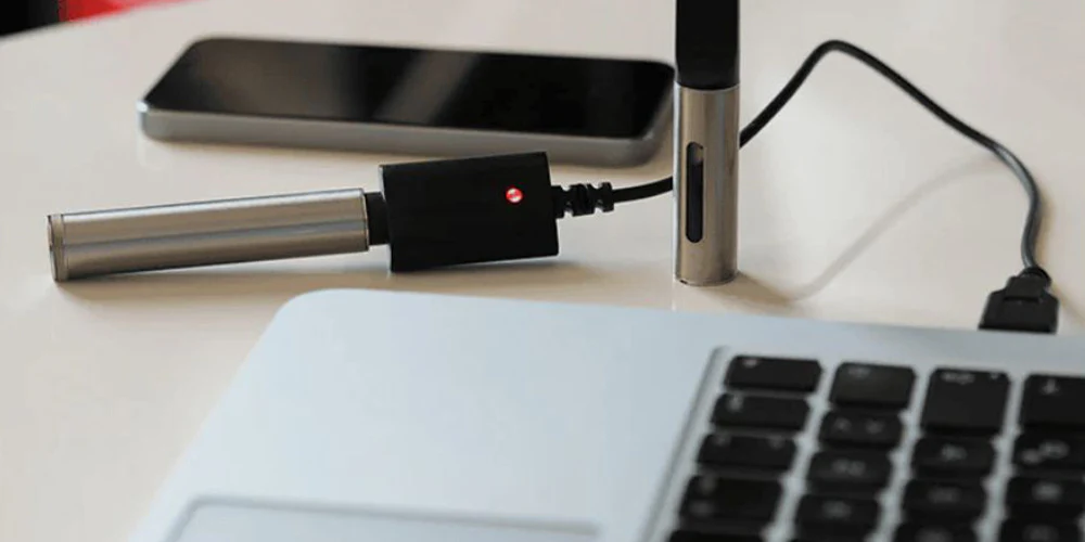 HOW LONG DOES IT TAKE TO CHARGE A VAPE PEN? FIRST TIME & FREQUENCY FOR –  cometovape
