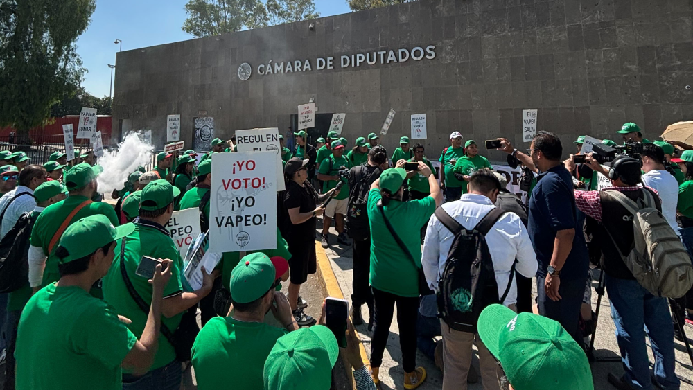 Vapers Protest Mexico Vape Ban as Reforms Seek to Include it in Constitution