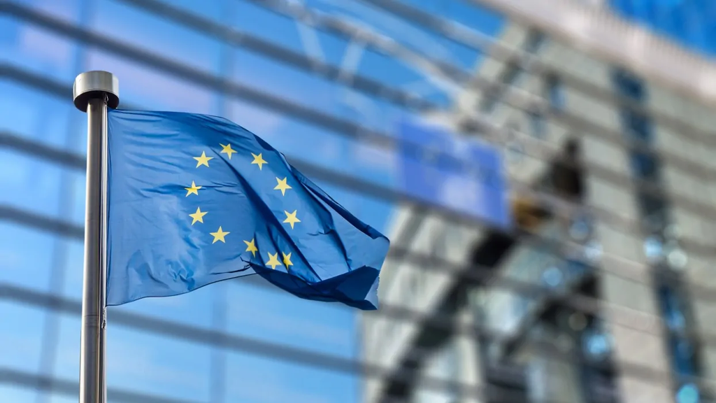 Citizens rally against EU vaping restrictions