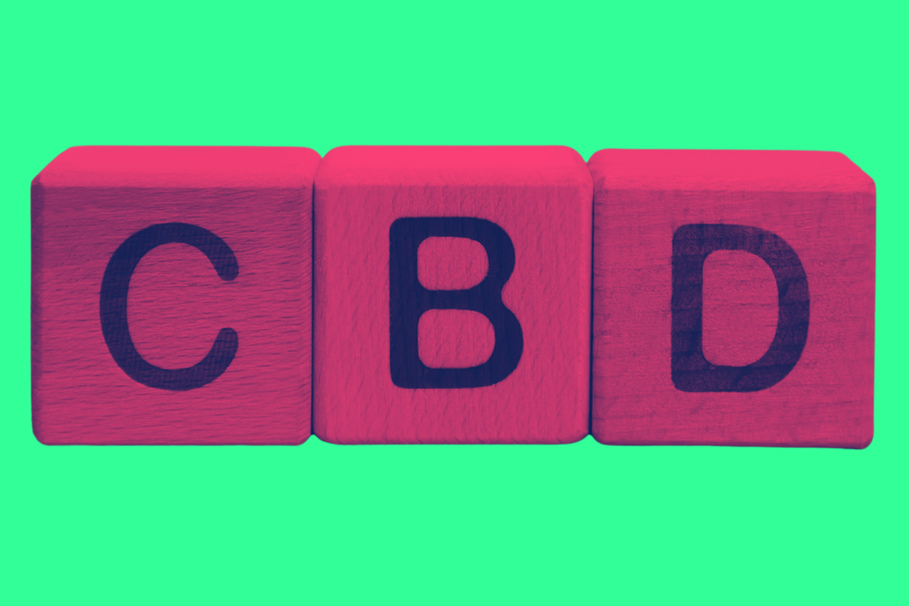 Disposable vs Non-Disposable CBD Vape Pens: Which is Best?