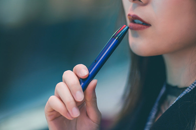 6 Valuable Tips to Enjoy Vaping Without Attracting Attention