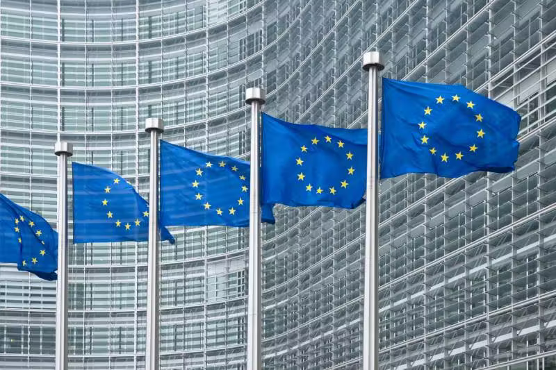 European Commission Will Propose an EU-Wide Minimum Vape Tax